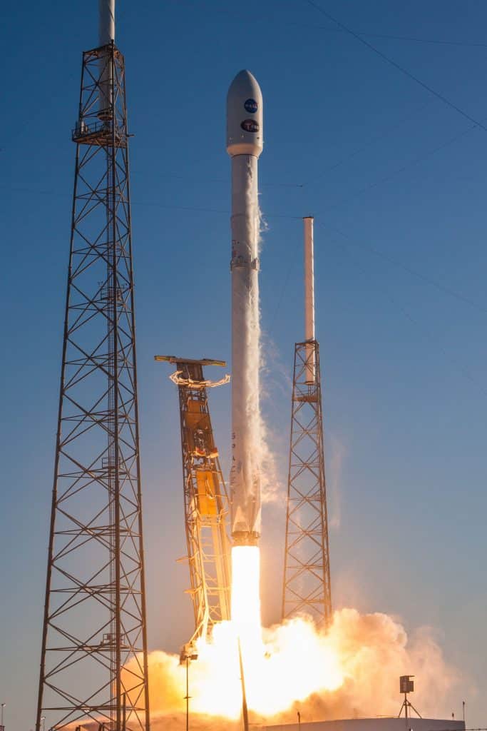 As Restrições do Poder Aeroespacial Brasileiro Diante da Concorrência Internacional
