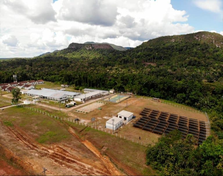 Projeto Tunuí: Exército Brasileiro Implementa Energia Solar em Comunidade Indígena Baniwa