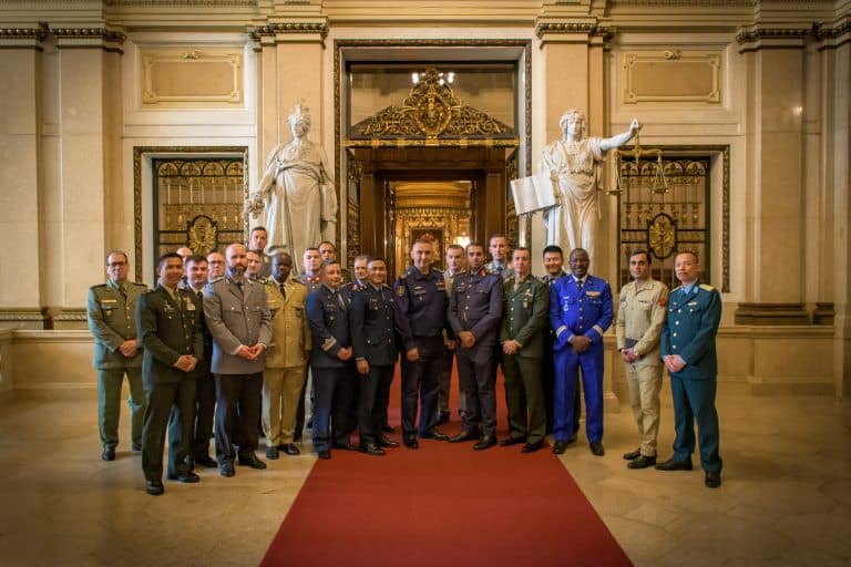 Oficiais Brasileiros Completam Curso de Estado-Maior na Alemanha: Uma Jornada de Aprendizado e Diplomacia Militar