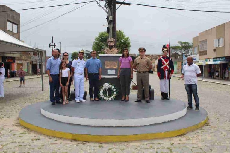 Homenagem Naval: Reinauguração do Busto do Almirante Tamandaré em São José do Norte-RS