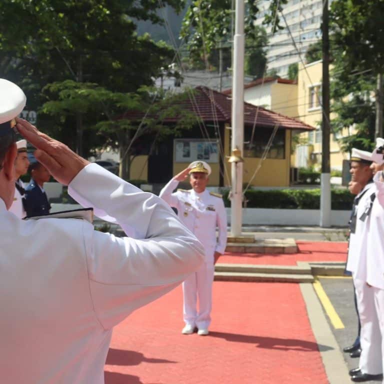Nova Era de Liderança na Escola Superior de Guerra com a Chegada do Vice-Almirante Marcelo Menezes Cardoso