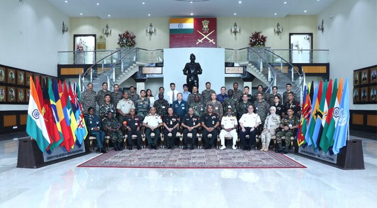 Instrutor do CCOPAB Participa de Capacitação Internacional em Peacekeeping na Índia