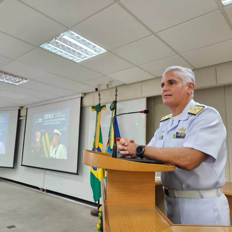 ESG Celebra o Dia do Marinheiro em Homenagem ao Almirante Tamandaré