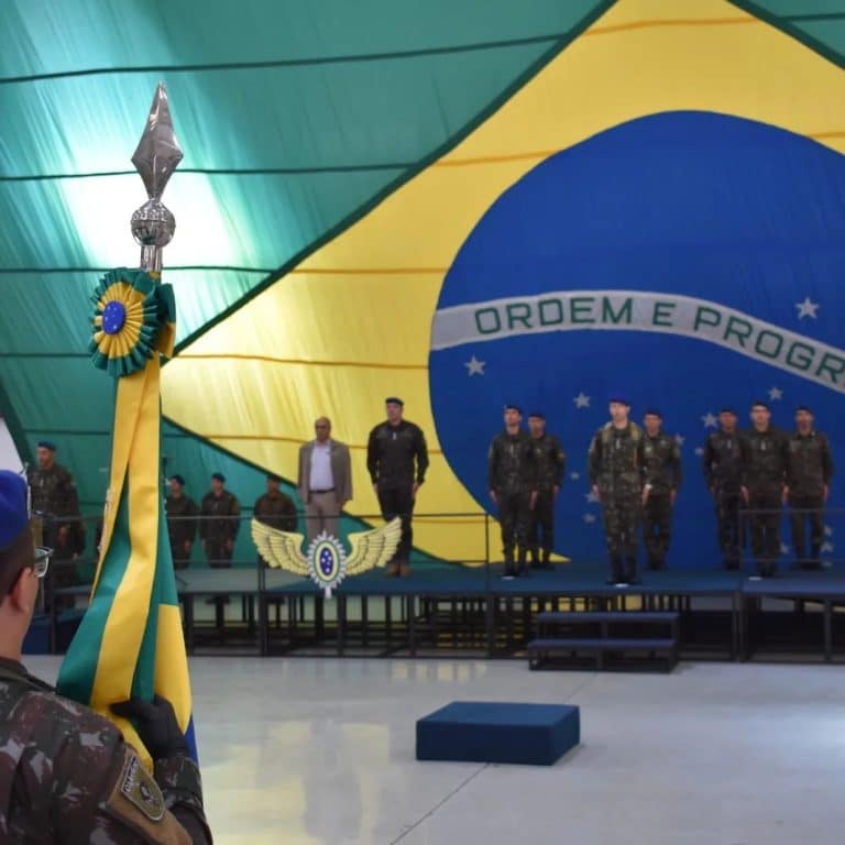 Transmissão de Cargo de Adjunto de Comando no Centro de Instrução de Aviação do Exército