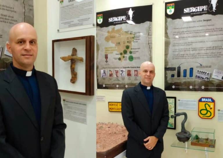 A Força da Fé: Homenagem Histórica no 28° Batalhão de Caçadores em Aracaju