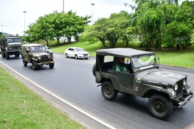 CVMARJ Celebra Patrimônio Militar com Coluna da Vitória e Homenagem à FEB