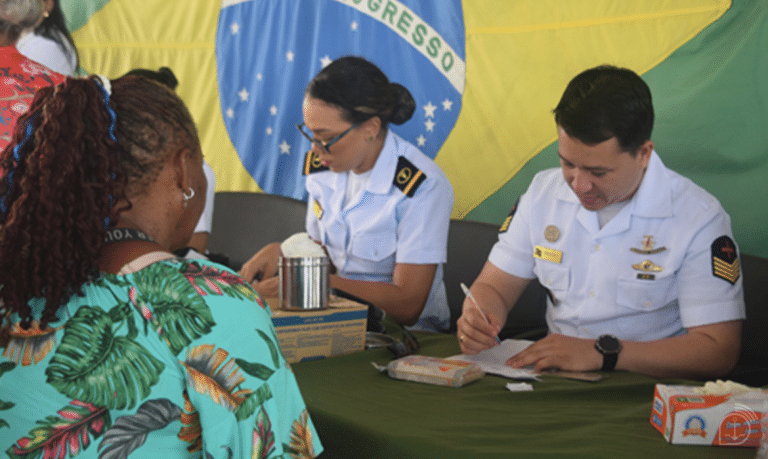 Ação Cívico-Social da Marinha Beneficia Comunidades Ribeirinhas no Pará