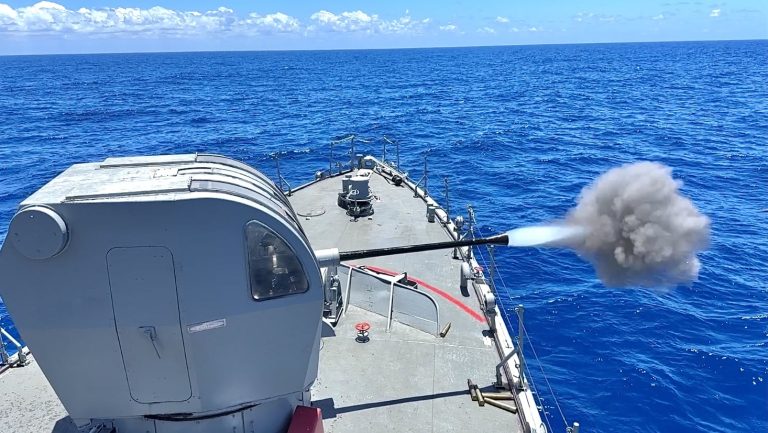 Navio-Patrulha “Gravataí” Aperfeiçoa Capacidades Militares na Baía de Todos-os-Santos
