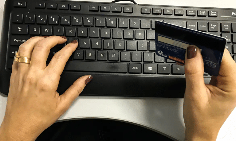 CMN Estabelece Novas Regras para Juros de Cartão de Crédito e Portabilidade de Dívidas