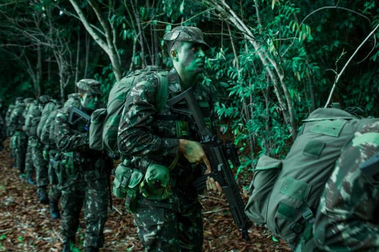 Exército Brasileiro Celebra o Valor da Bravura e do Sacrifício em Ações Memoráveis