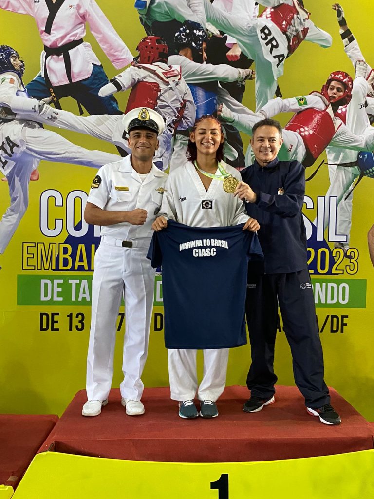 Aluna do PROFESP CIASC Conquista Medalha de Ouro em Copa do Brasil de Tae Kwon Do