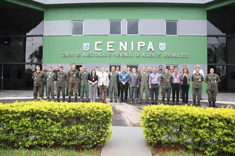 Inovação Aeroespacial: Conclusão do Primeiro Curso de Investigação de Ocorrências Espaciais no Brasil