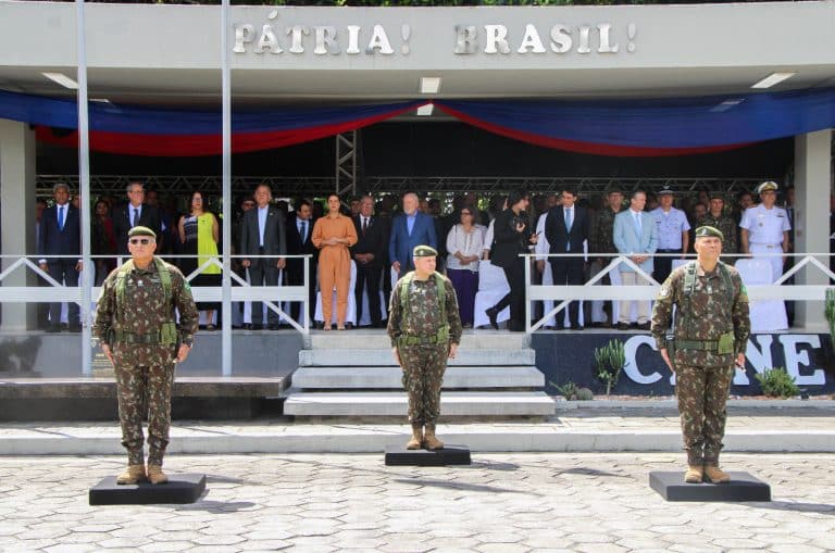 Comando Militar do Nordeste Recebe Novo Comandante em Cerimônia Solene