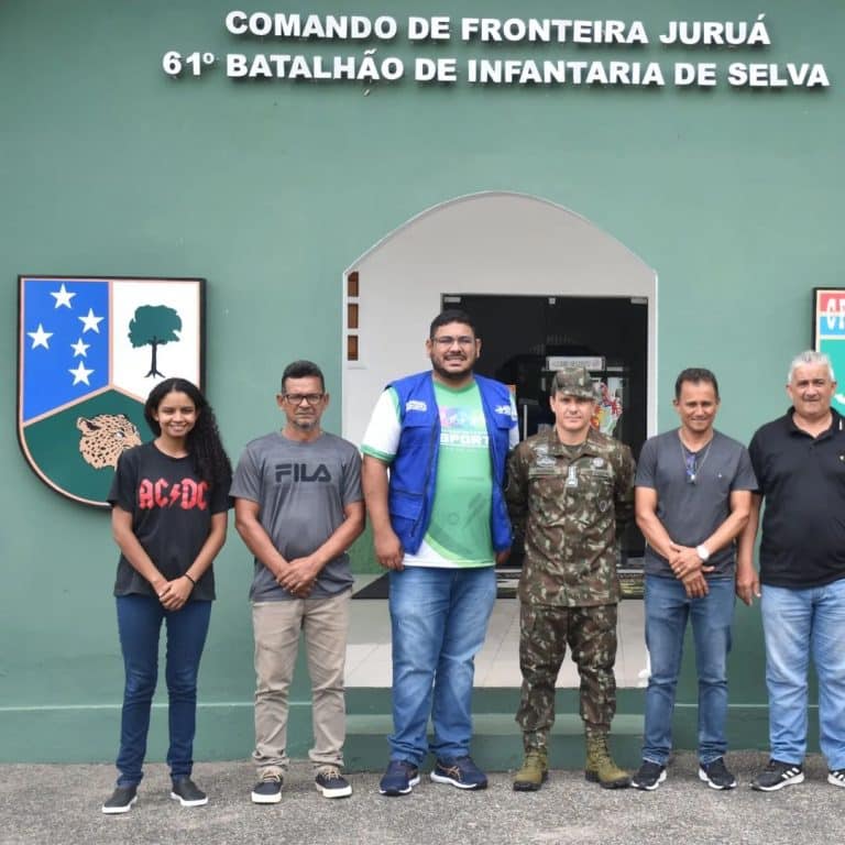 Parcerias Estratégicas: O Elo entre o Exército e a Educação em Cruzeiro do Sul
