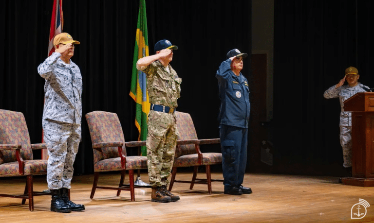 Brasil Assume Comando da Força-Tarefa Multinacional de Combate à Pirataria Marítima