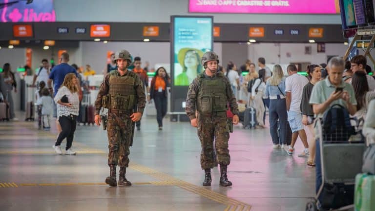 Operação Ponte Aérea: Sucesso e Eficiência nos Aeroportos Brasileiros