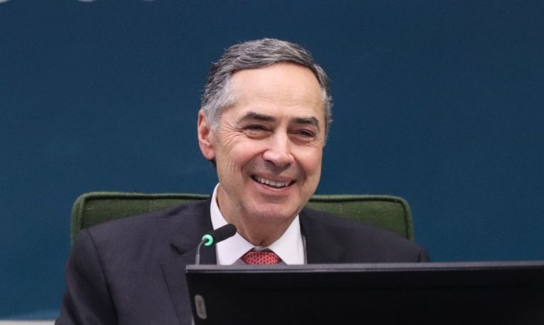 Presidente do STF Louva Ações do Comandante do Exército e Anuncia Parceria para Usina Fotovoltaica