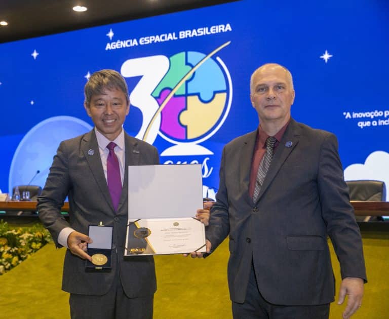AIAB: Pioneirismo no Avanço do Setor Espacial Brasileiro é Reconhecido pela AEB
