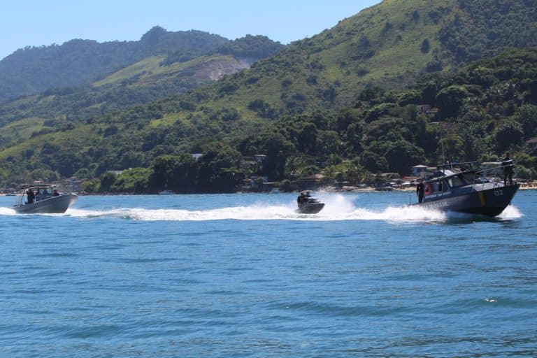 Operação Ágata e a Sinergia pela Navegação Segura: O Exemplo de Angra dos Reis no Verão 2024