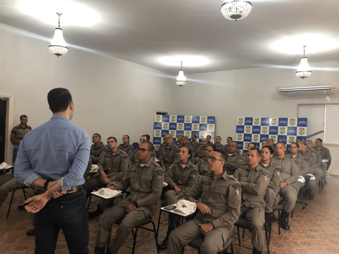 Futuros Policiais Militares de Alagoas Mergulham na Ciência para Reforçar o Combate à Criminalidade