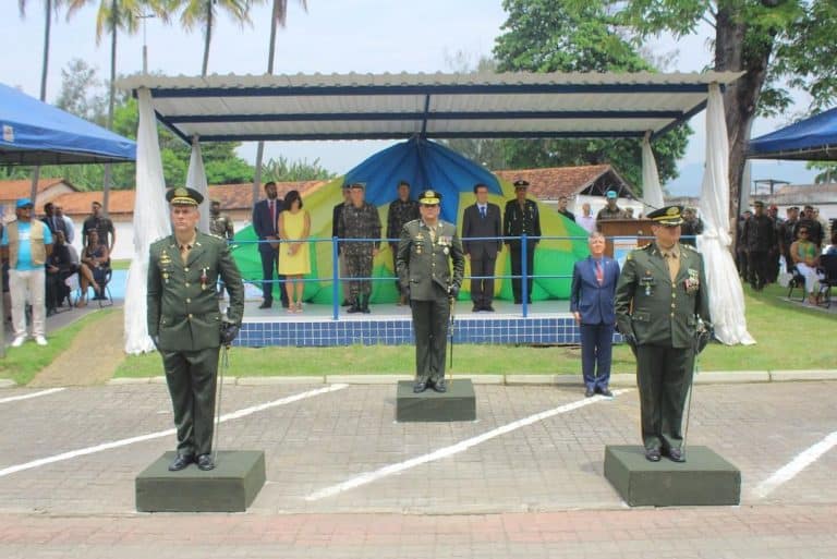 CCOPAB Celebra Nova Fase: Cerimônia de Passagem de Comando Reforça Laços de Cooperação e Excelência Militar