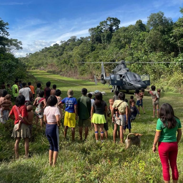 Comando Conjunto CATRIMANI Realiza Ação Humanitária em Apoio aos Povos Yanomami