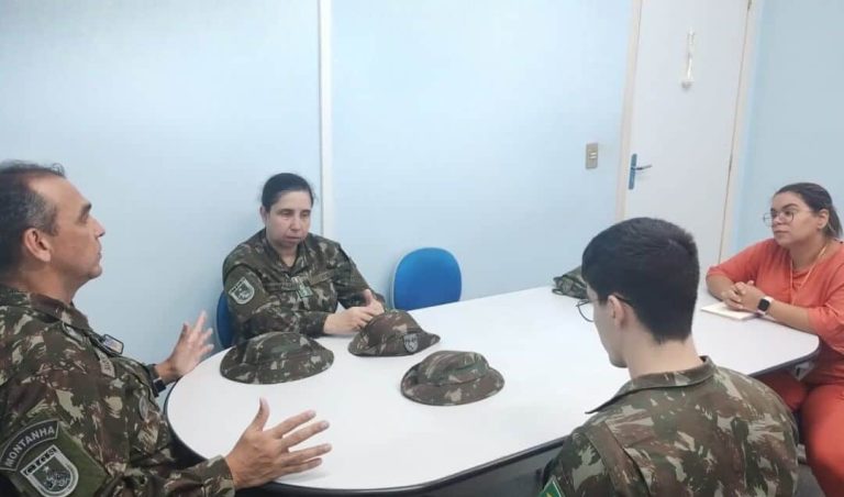 Fortalecendo Laços: A Sinergia entre o Exército e a Ciência no Amazonas