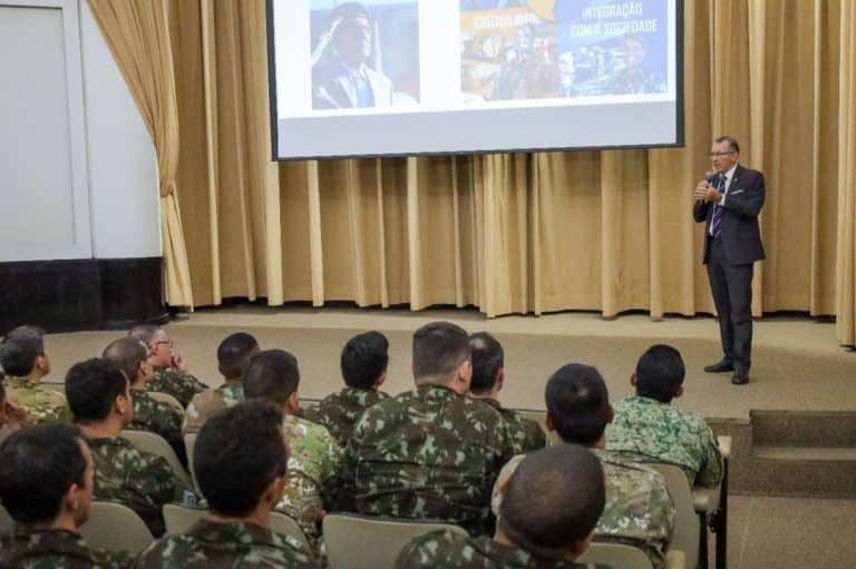 Integração e Estratégia: A Base do Sucesso nas Relações Institucionais do Exército Brasileiro