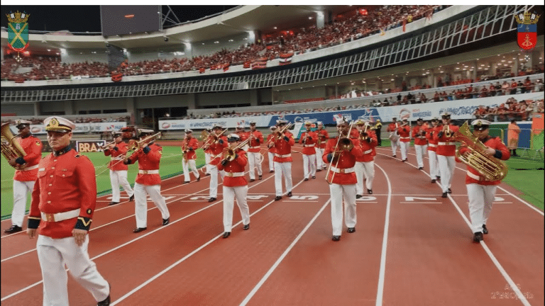 Banda de Música do Comando do 4º Distrito Naval Brilha em Jogo do Flamengo em Belém