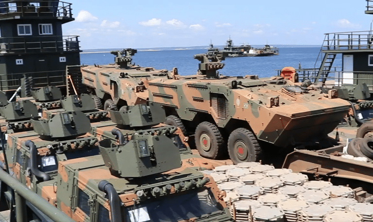 Operação Roraima: Blindados Brasileiros Reforçam Segurança na Fronteira com Venezuela e Guiana