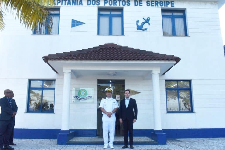 Visita Parlamentar à Capitania dos Portos de Sergipe Destaca Importância da Autoridade Marítima para a Sociedade