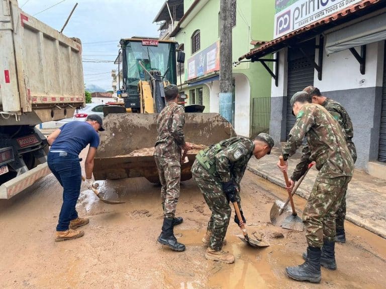 Força e Solidariedade: Exército Brasileiro no Amparo às Regiões Afetadas pelas Chuvas no Rio de Janeiro e Espírito Santo