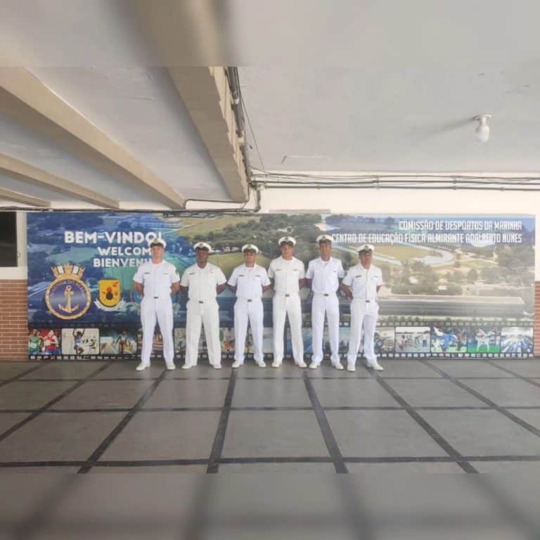Sargentos do Corpo de Fuzileiros Navais Iniciam Jornada de Capacitação em Educação Física