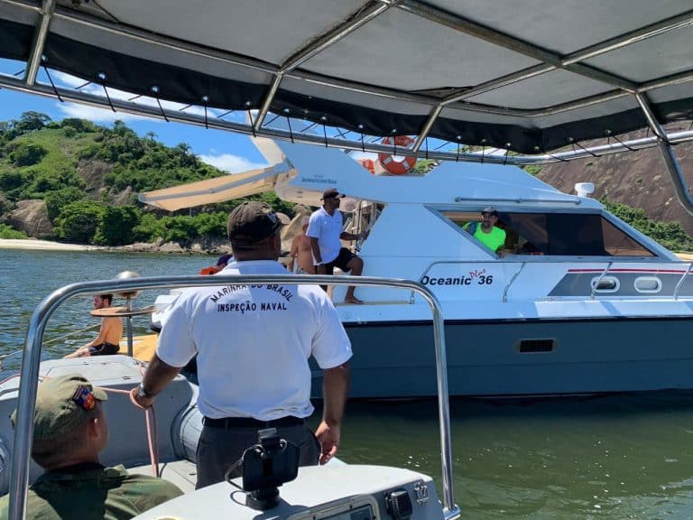 Navegação Segura e Conscientização Ambiental: Pilares da Operação Verão 2024 pela Capitania dos Portos do Rio de Janeiro