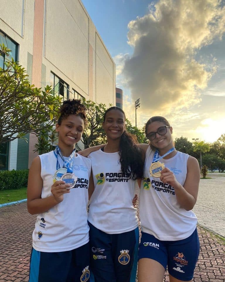 Jovens Atletas do PROFESP Brilham no Campeonato Estadual de Karatê