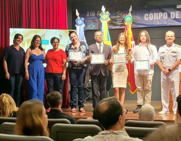 CONCURSO RACHEL DE QUEIROZ: UMA PONTE ENTRE A LITERATURA E A DEFESA NACIONAL