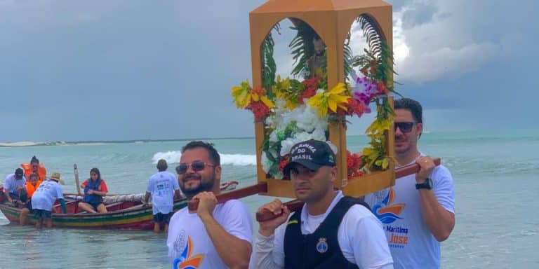Celebração e Segurança no Mar: Marinha do Brasil no Dia de São José em Jericoacoara