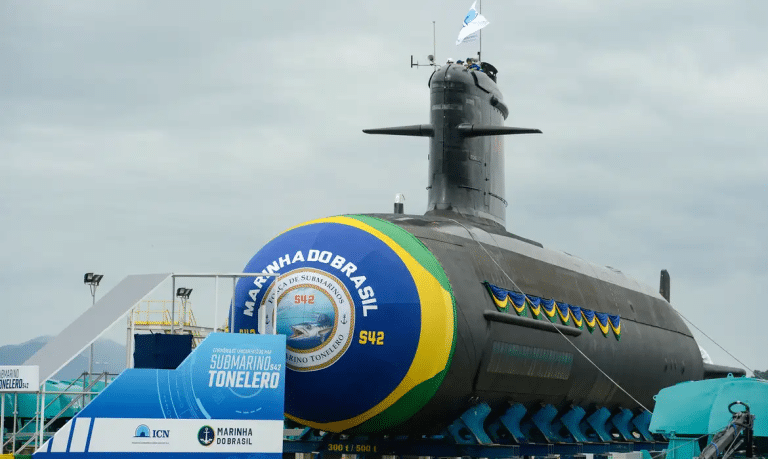 Nova Era da Defesa Nacional: O Brasil Avança com o Lançamento do Submarino Tonelero em Parceria Franco-Brasileira