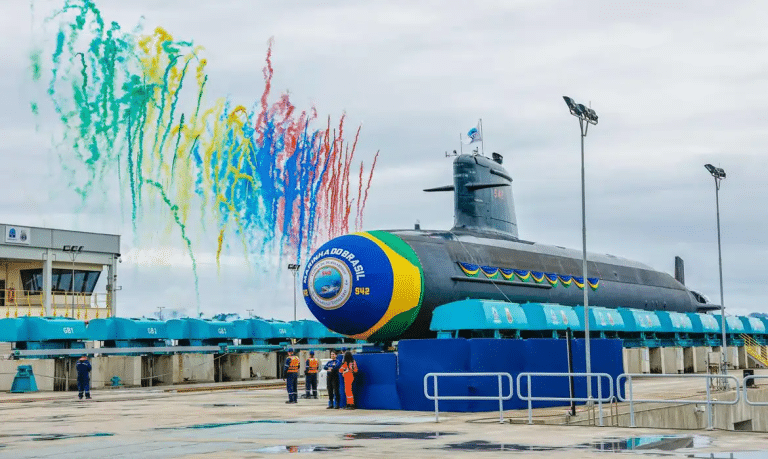 NUCLEP Celebra Lançamento do Submarino Tonelero: Um Marco no PROSUB e na Soberania Nacional