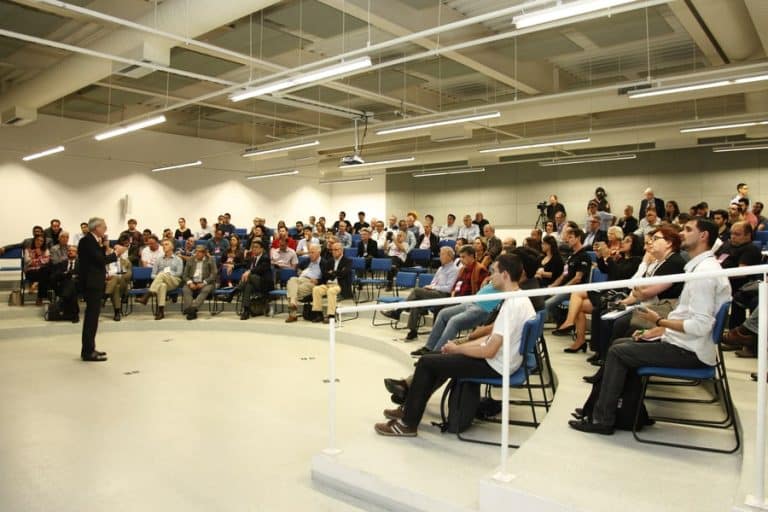 ITA PROMOVE DEBATES SOBRE O FUTURO DA ENGENHARIA NO FÓRUM EEF-2024