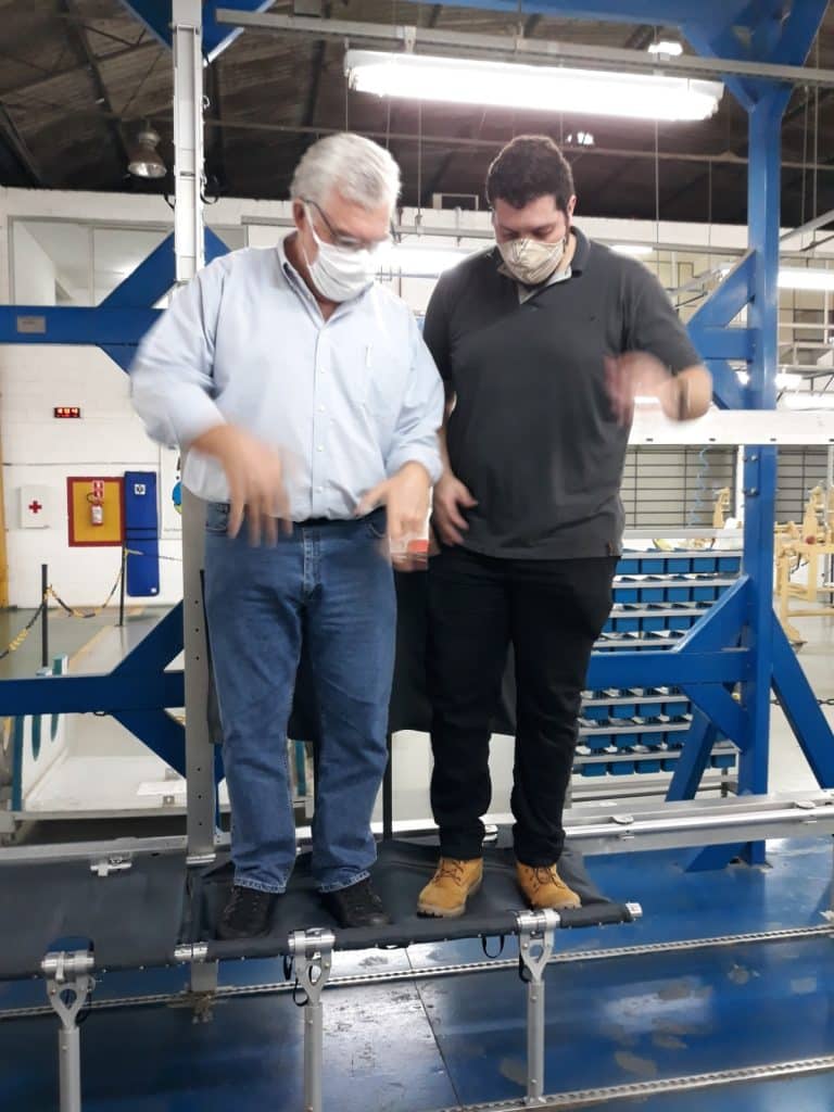 DE UMA PEQUENA EMPRESA LOCAL A HORIZONTES GLOBAIS: A JORNADA DE UM PIONEIRO AEROESPACIAL BRASILEIRO