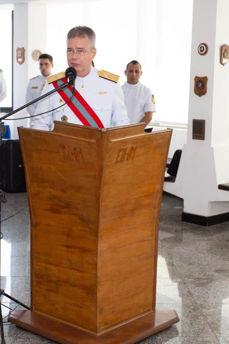 CERIMÔNIA DE PASSAGEM DE COMANDO NA DIRETORIA-GERAL DO PESSOAL DA MARINHA MARCA NOVA FASE DE GESTÃO