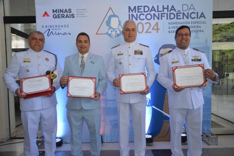 MARINHA DO BRASIL É HOMENAGEADA COM A MEDALHA DA INCONFIDÊNCIA EM CERIMÔNIA EM OURO PRETO