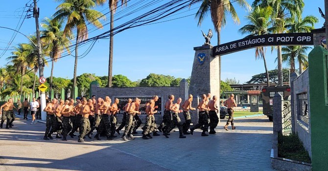 Início do Estágio Básico Paraquedista Marca Nova Fase para 288 Militares