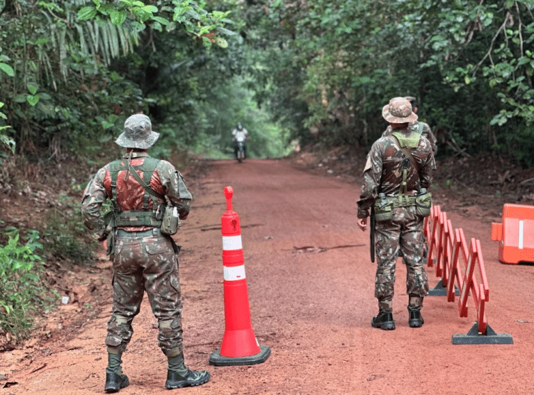 EXÉRCITO BRASILEIRO INTENSIFICA COMBATE A CRIMES NA AMAZÔNIA E DEFENDE SOBERANIA NACIONAL