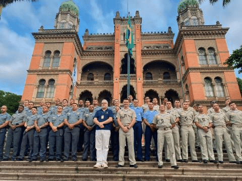CURSO DE DEFESA NBQR DA MARINHA VISITA A FIOCRUZ PARA APROFUNDAR CONHECIMENTOS EM DEFESA BIOLÓGICA