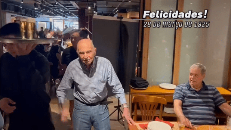 Aniversário do Almirante-de-Esquadra Alfredo Karam: Uma Vida Dedicada à Marinha do Brasil