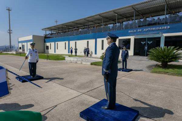CERIMÔNIA DE TRANSMISSÃO DE CARGO NA DIRSA MARCA DESPEDIDA DE OFICIAL-GENERAL