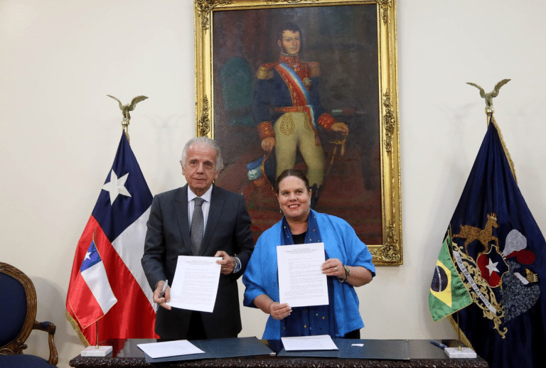 BRASIL E CHILE AVANÇAM EM ACORDOS DE DEFESA COM FOCO EM TECNOLOGIA SATELITAL