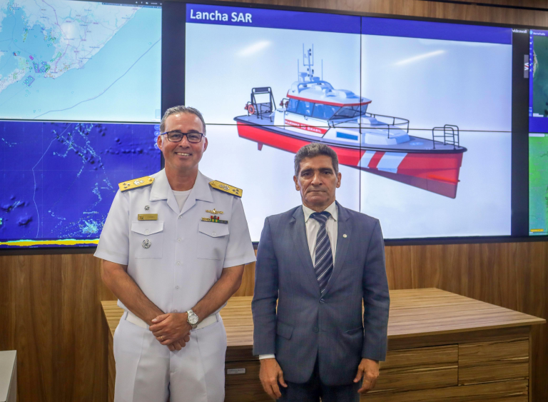 DEPUTADO FEDERAL VISITA COMANDO DO 2º DISTRITO NAVAL PARA FORTALECER LAÇOS E APOIAR INICIATIVAS NA BAHIA
